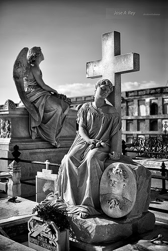 Cementerio La Reina, Cienfuegos by Rey Cuba
