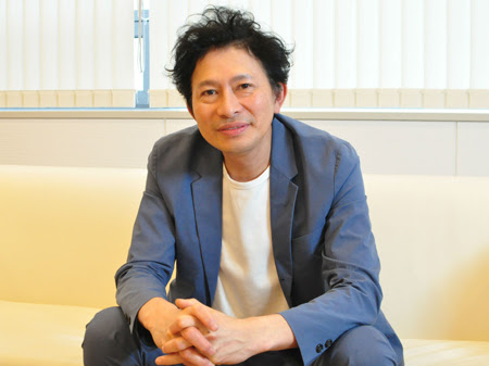 鈴井貴之がコンプライアンスの時代に描く元 反社会的勢力のコメディ チケットぴあ 演劇 演劇