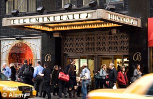 Apple Pay is accepted at hundreds of shops in the US - but not yet in the UK