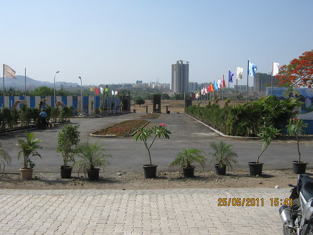 Paranjape Schemes' Blue Ridge Hinjewadi and Kumar Builders' KUL Ecoloch Township at Mahalunge