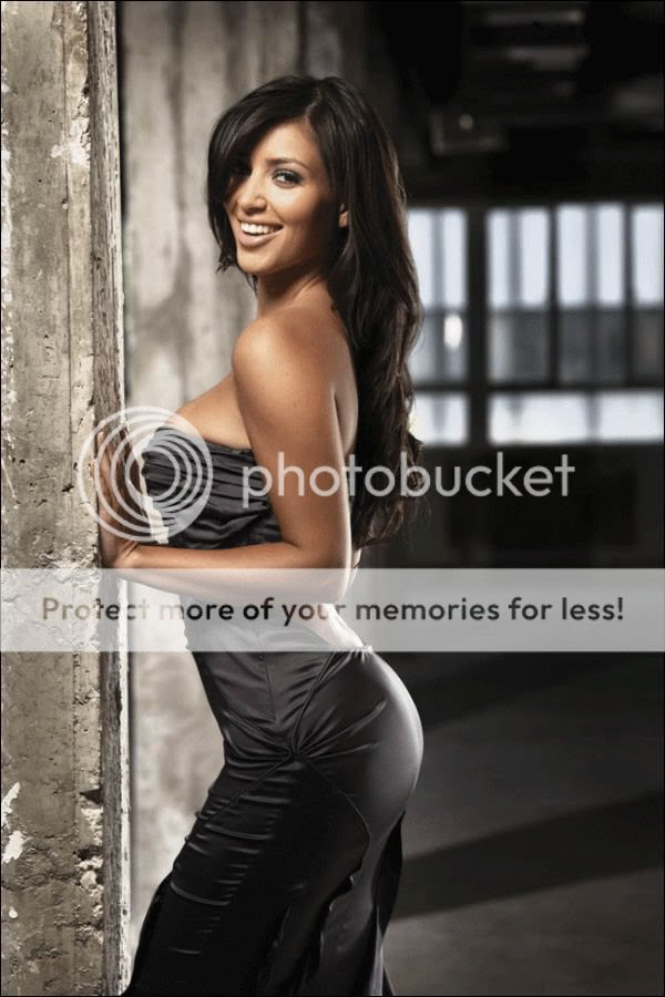 Kim Kardashian Very hot black pics