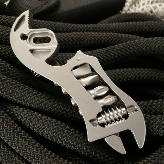 SPYDERCO T01 SPYDERENCH