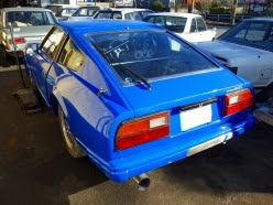 S130z 中古車と歳末パーツ売り出し 旧車のレストア及びレーシングカー製作