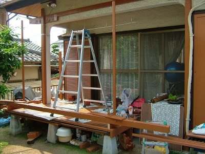 ウッドデッキ屋根 ポリカーボネート波板 ほりひろブース