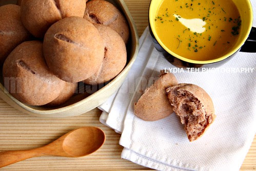 Red Rice Flour Dinner Rolls