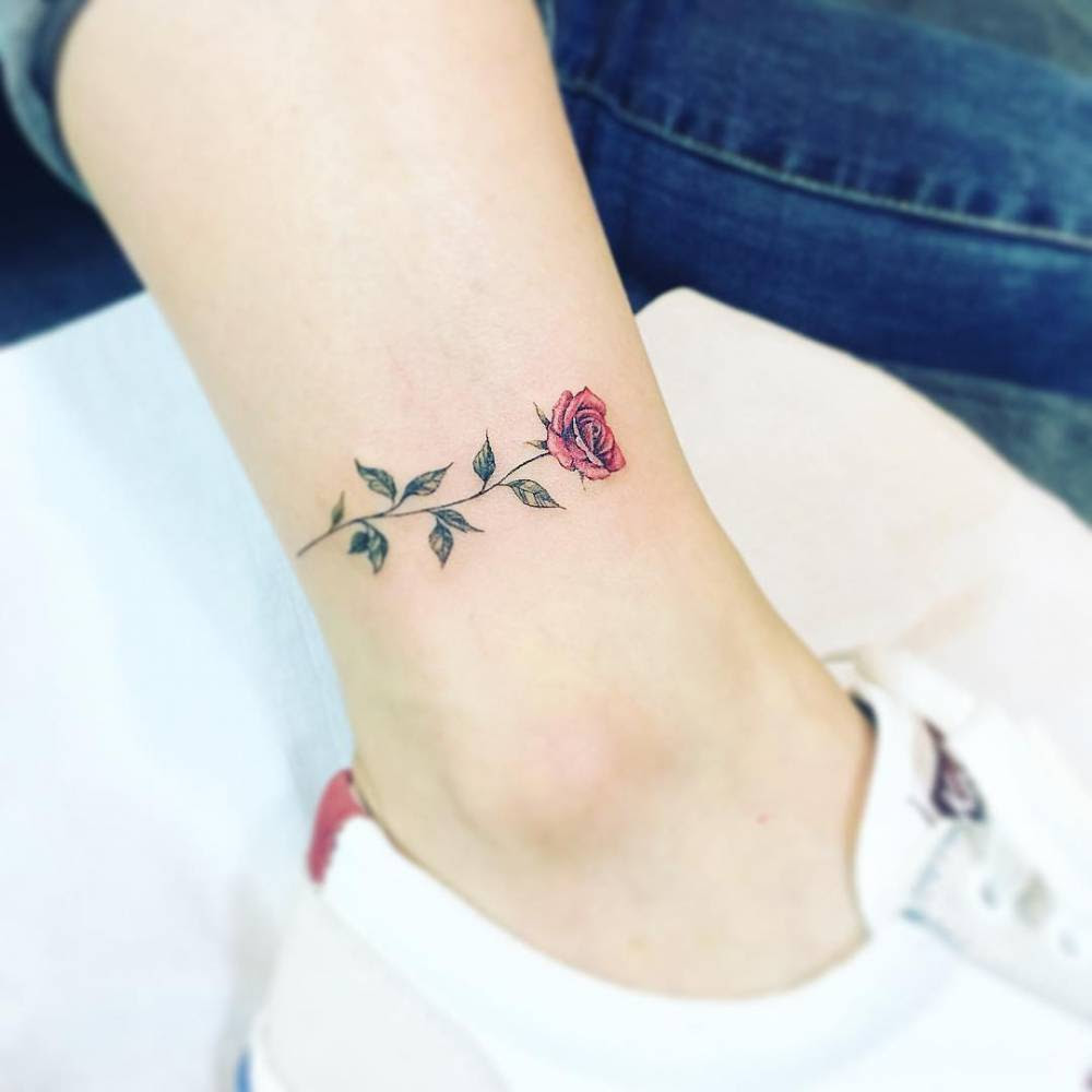 30 Pretty Ankle Tattoo Ideas for Women | Styles Weekly