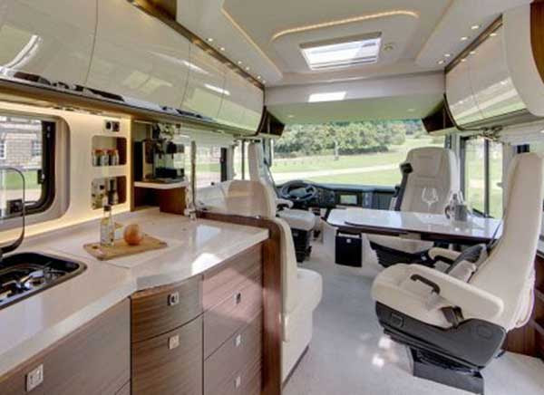 Ini Bukan Hotel Tapi Kamar Mewah  Di Dalam Bus 