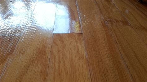 In addition, moisture and dirt from your shoes can seep into your floorin. Engineered Hardwood Flooring Water Damage â¢ Xactfloors