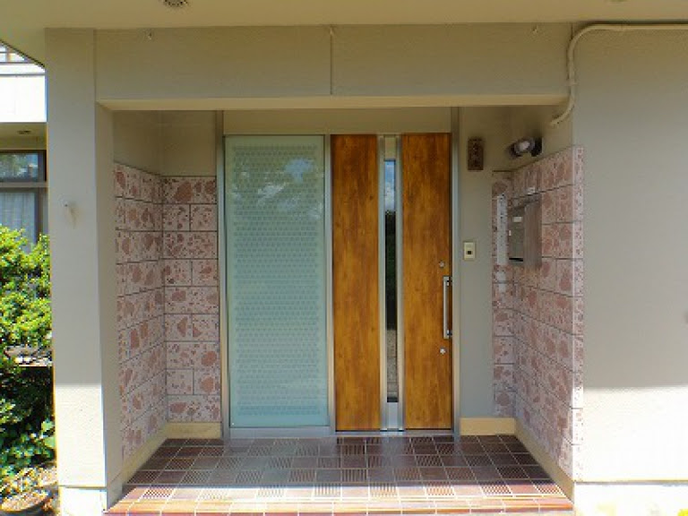 玄関ドアから玄関引き戸にリフォーム Madoショップ 公式サイト