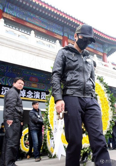 白静追悼会举行文章白百何等送同学最后一程 中国娱乐资讯网cecet Cn