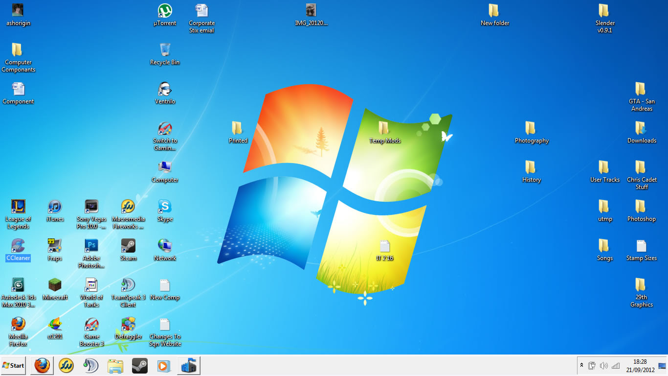 Windows 7 Looks Like Windows 98 Tech Support