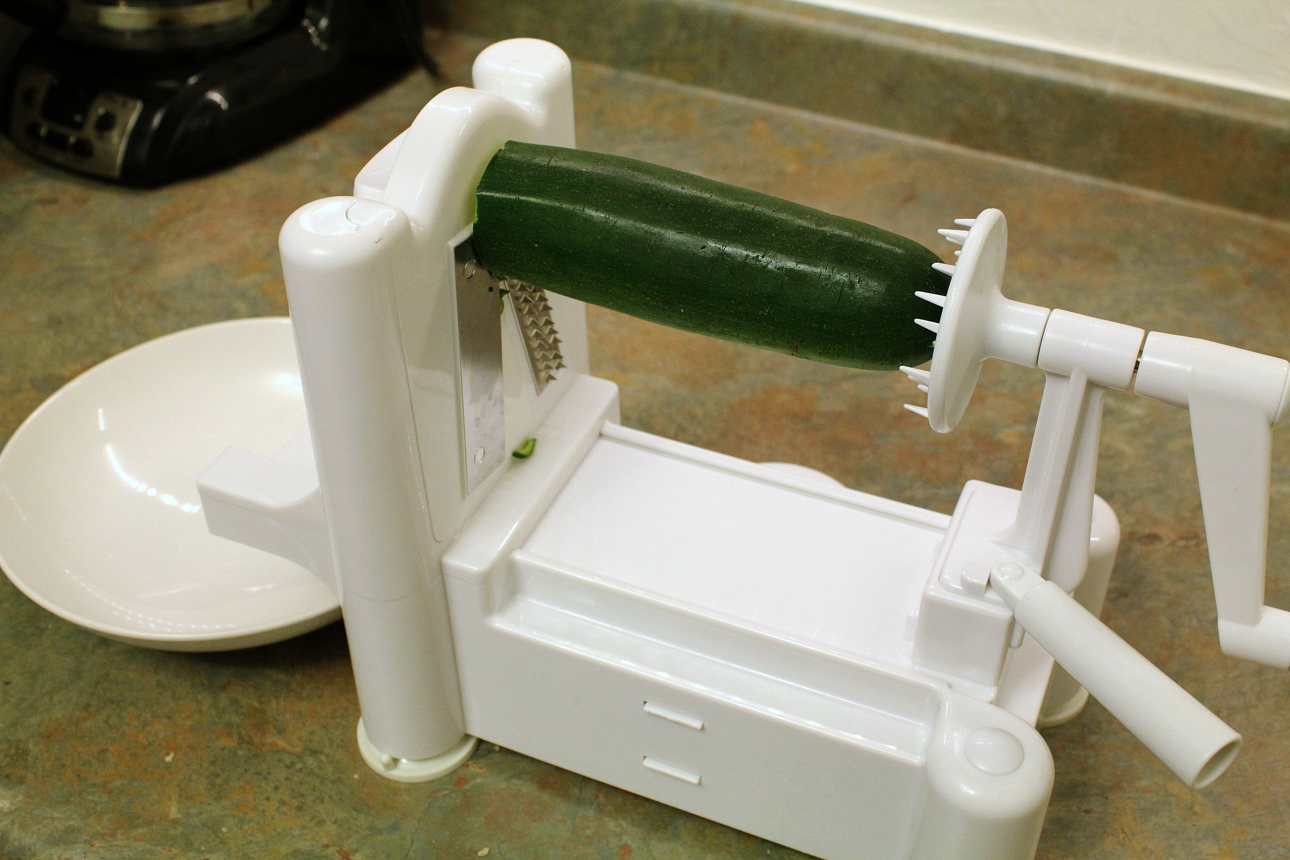 spiralizer vegetable slicer - zoodles