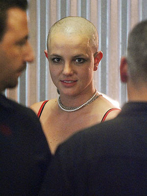britney spears bald tattoo. Britney#39;s surprise