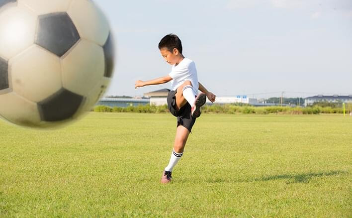 サッカー未経験でも 親子でできる シュート がうまくなる練習術 ベネッセ教育情報サイト