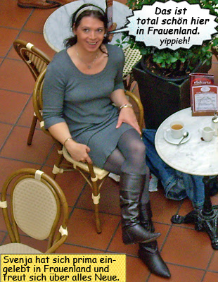 Svenja im Strickkleid mit Stiefeln im Frauenland Sophienhof