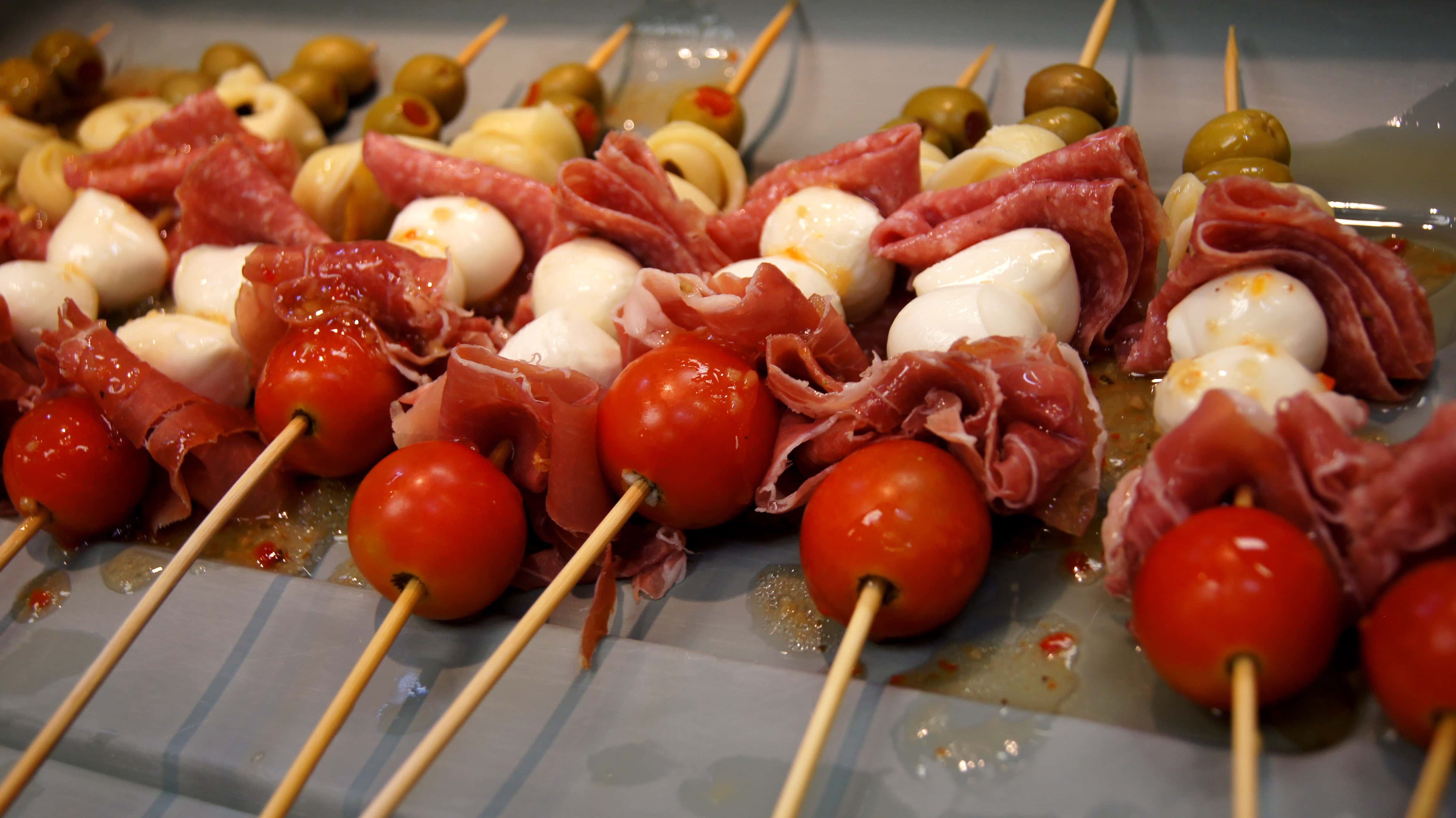 Antipasto Skewers, Antipasto Skewer Recipe Lake Geneva Country Meats Antipasto Skewers, Antipasto Skewer Recipe Lake Geneva Country Meats