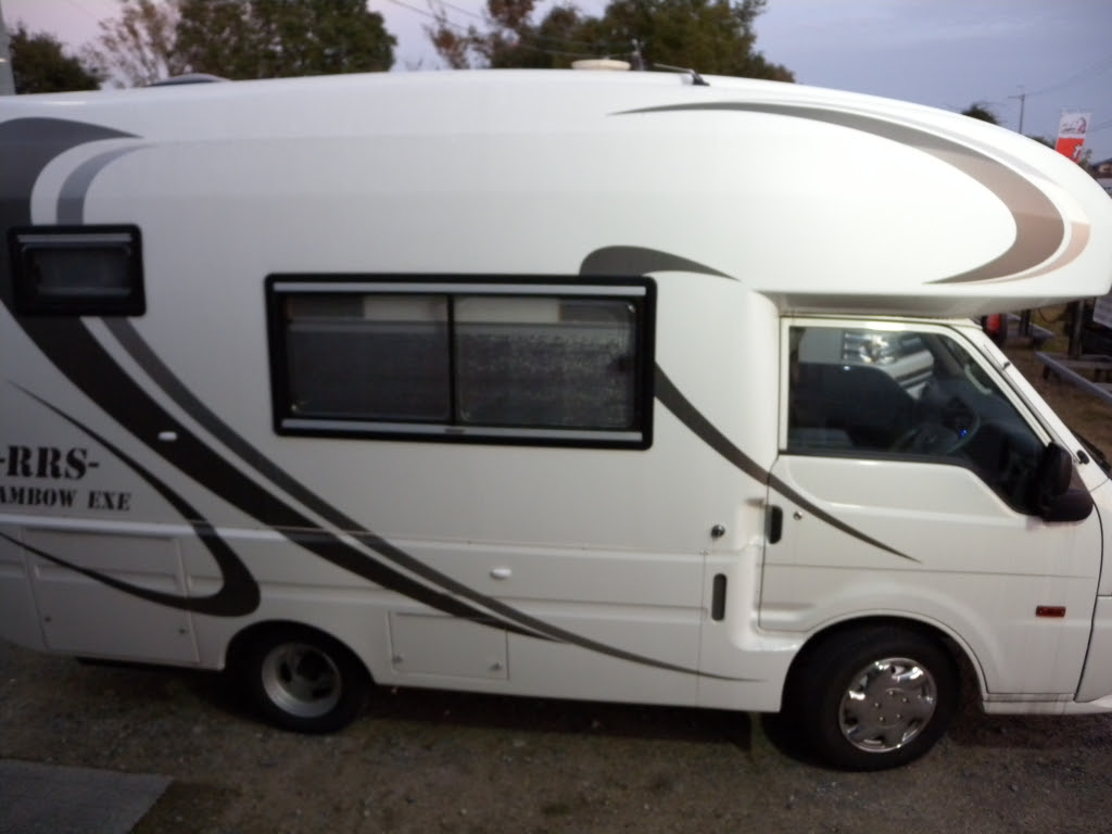 中古車が入庫いたしました 関西キャンピングカー製作工場 マリナ Rv ブログ