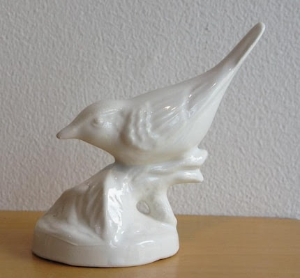 Swoop in white