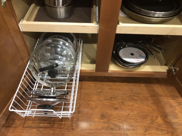 キッチンの片付けと掃除 買って良かった引き出しスライダーとシリアルディスペンサー アメリカで猫とのんびり Hi From Ohio