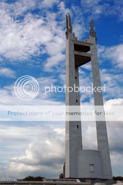 Quezon City Circle Monument