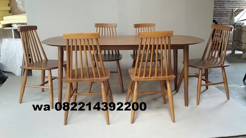 15+ Meja Makan Terpakai Untuk Dijual, Konsep Terkini!