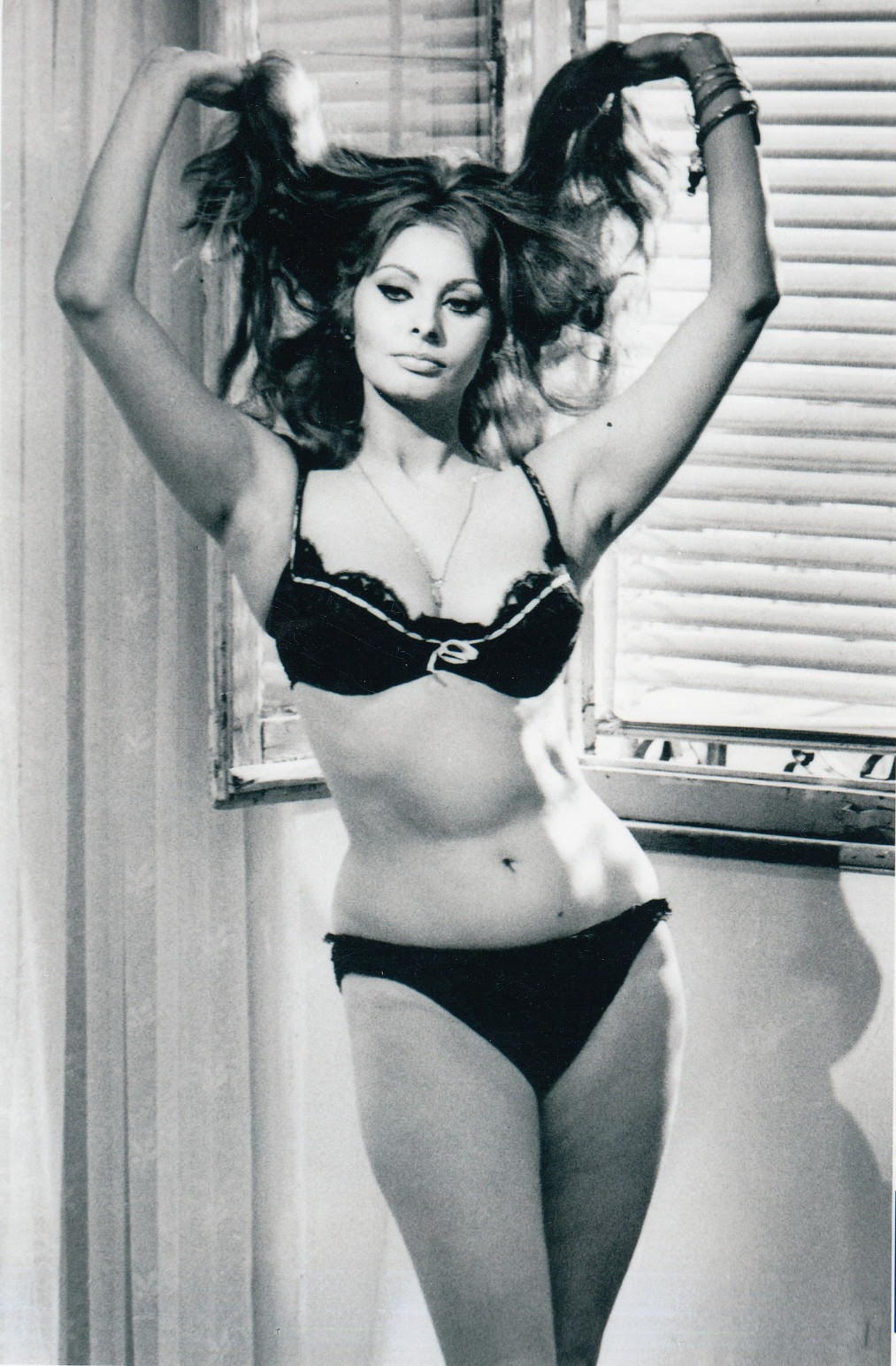 s 's sex symbol Sophia Loren pics s 's sex symbol Sophia Loren pics