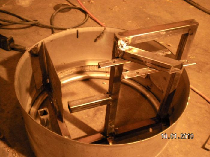 Beer Keg PC Mod (43 pics)