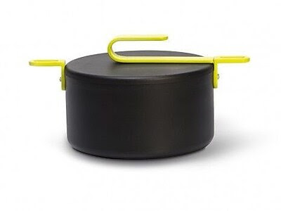 TVS America Hook Round Dutch Oven with Lid; 7.28'' H x 14.57'' W x 9.72'' D