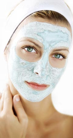 pickel im gesicht mit 40