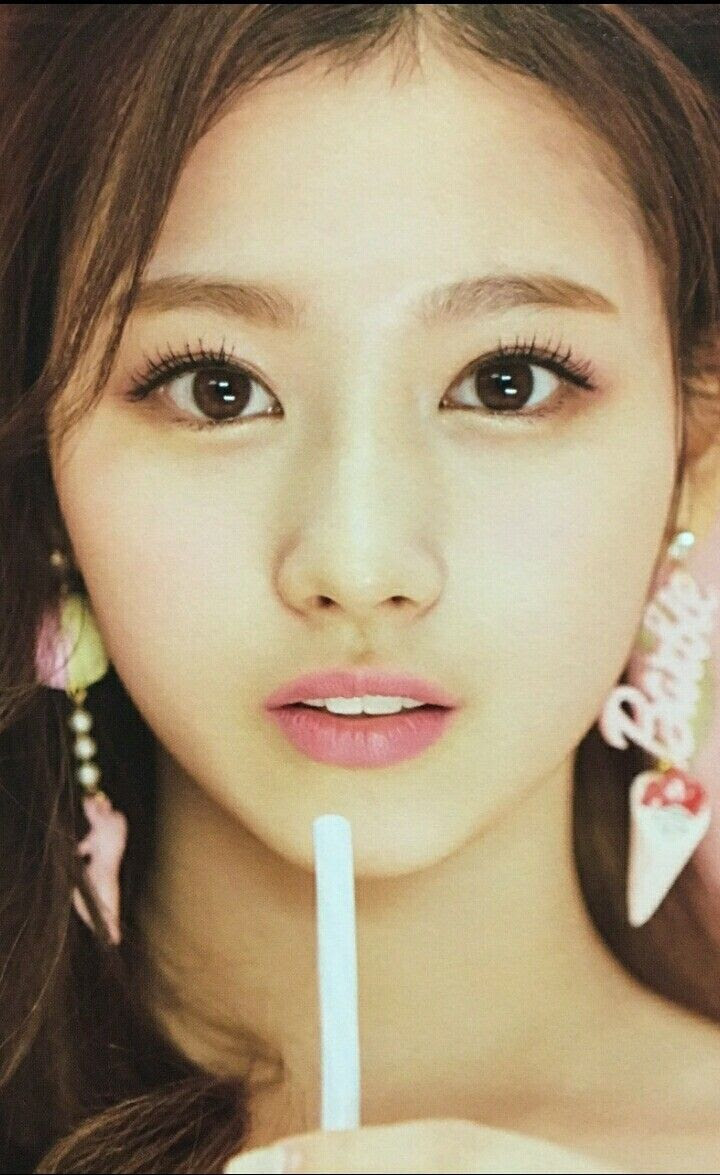 Twice 트와이스 おしゃれまとめの人気アイデア Pinterest Cinamoon Twice サナ 顔 コリアンビューティー