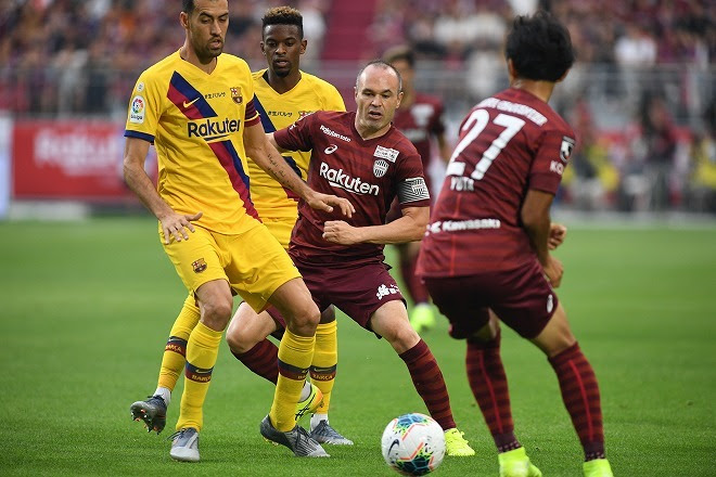 バルサが新鋭の２発で神戸に快勝 イニエスタ グリエーズマンらは前半でお役御免 サッカーダイジェストweb
