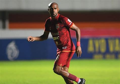Mereka berhasil mewujudkan target meraih . Hasil Liga 1 Borneo FC vs Persipura Jayapura: Boaz Solossa