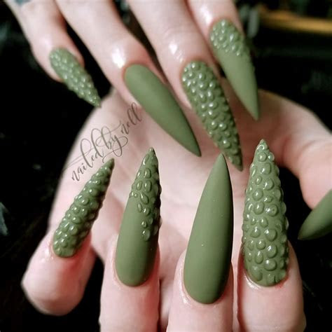 intricate  nail art  inspire  naildesignsjournalcom