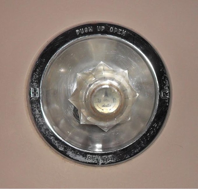 Bathroom Faucet Handle Came Off : 30 Interior Designs with Bathroom Faucets - MessageNote / Check out this guide to repairing your kohler faucet, and get set to complete your repair today.
