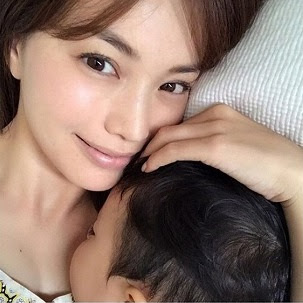 蛯原友里 子供がヤバイくらいかわいい 旦那もハーフでイケメンて本当 ごんべの気になるニュース