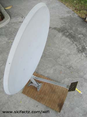 Mount a WiFi Antenna on a Satellite Dish | Skifactz WiFi Simple Hacks & Mods