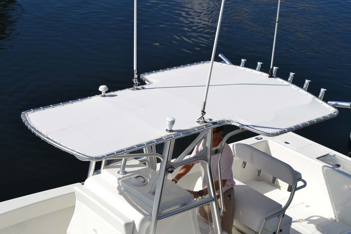 center console - 320 details - seavee boats