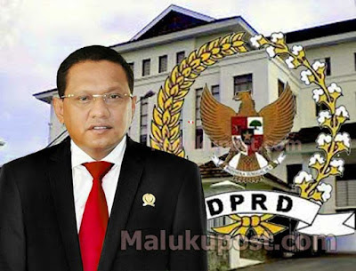 Ambon, Malukupost.com - DPRD Maluku menyikapi kerusakan infrastruktur jalan dan jembatan di Pulau Ambon yang mengalami kerusakan akibat banjir sehingga akses jalan terputus. "Ini menjadi tanggung jawab pemerintah, baik kabupaten maupun provinsi dan tentu Dinas PU juga sudah diberitahu agar segera direspons terkait kerusakan jembatan di kecamatan Leihitu (Pulau Ambon), kabupaten Maluku Tengah sehingga memutuskan akses jalan," kata ketua DPRD Maluku, Edwin Adrian Huwae di Ambon, Rabu (5/7).