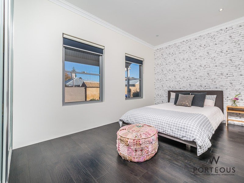 8 Baker Street, Fremantle, WA 6160