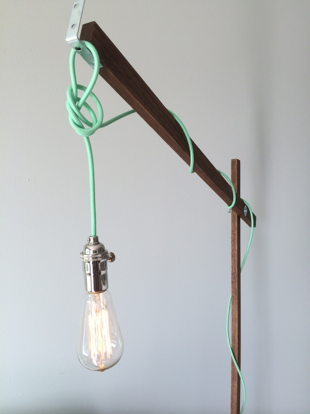 Light Up The Living Room With These 25 DIY Floor Lamps!
