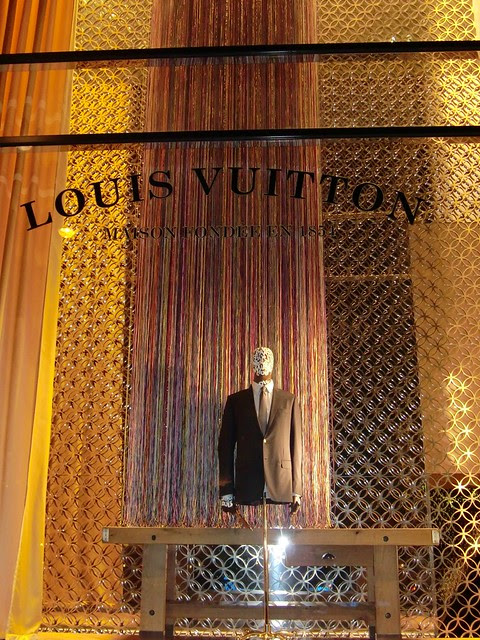 ouis Vuitton‎ - Avenue George V