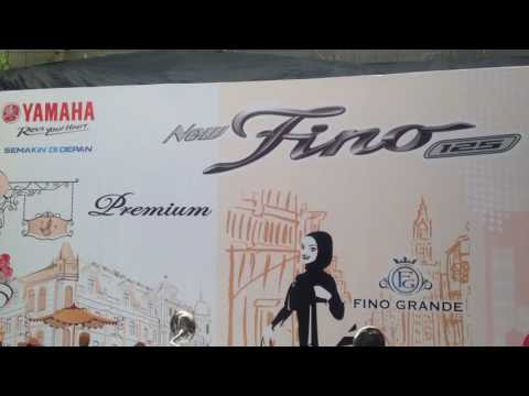 VIDEO : peluncuran yamaha new fino 125 di jakarta - yamaha finokini punta tiga varian, yaitu premium, sporty dan grande.yamaha finokini punta tiga varian, yaitu premium, sporty dan grande.finogrande punya fitur lengkap dan desain lebih st ...