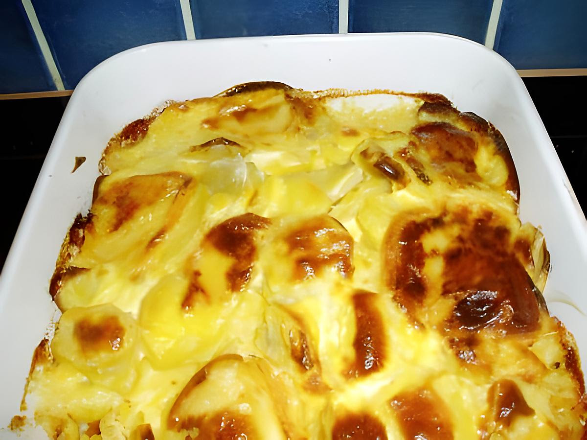 Pomme De Terre Au Four Pour Raclette Recette De Pommes De Terre Avec Du Fromage A Raclette