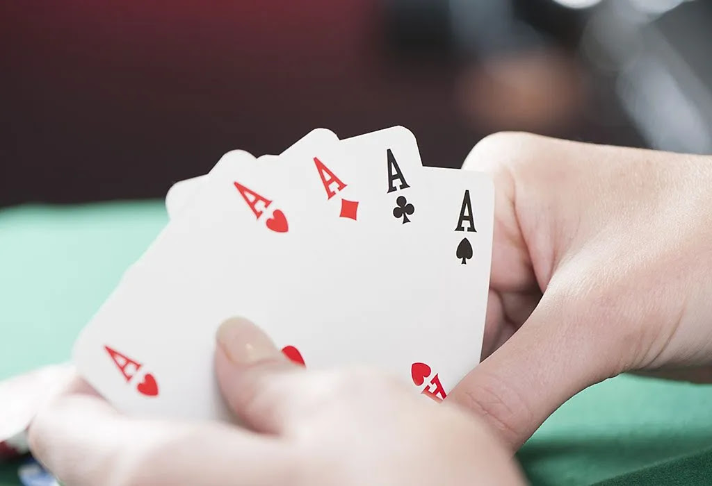 10 Simple And Interesting Card Games For Kids