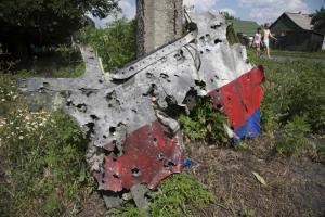 Shrapnel damage on Malaysia plane consistent with missile&nbsp;&hellip;