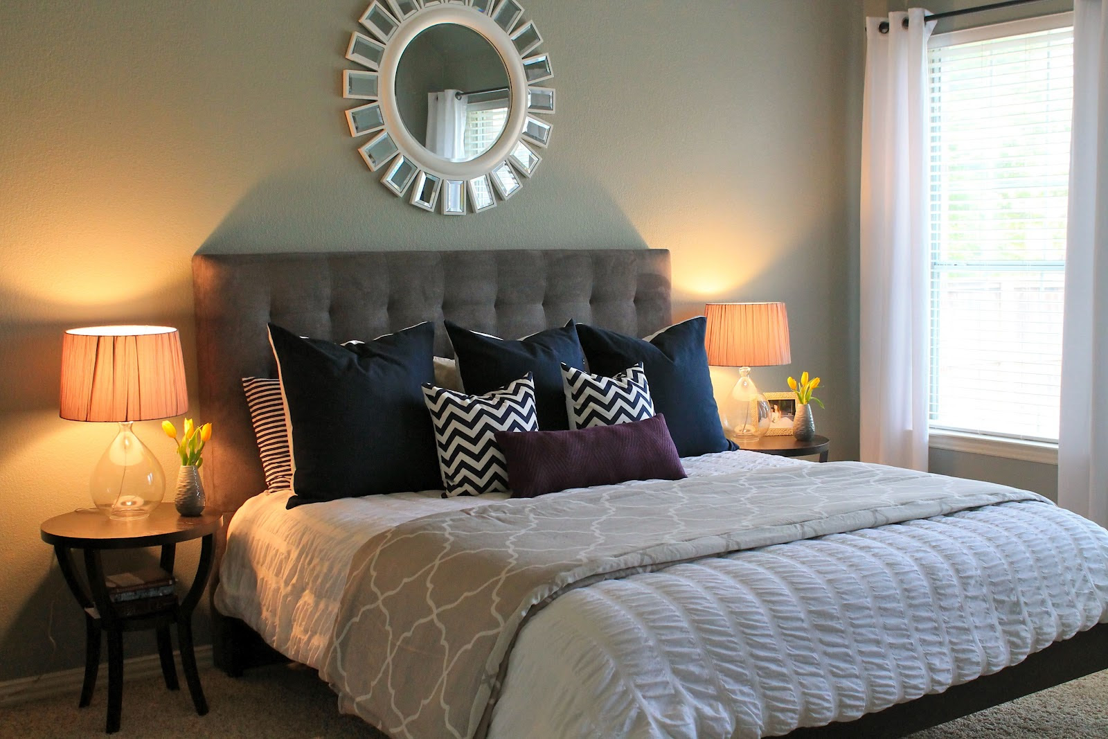 decoration ideas Small Master Bedroom Decorating Ideas decoration ideas Small Master Bedroom Decorating Ideas