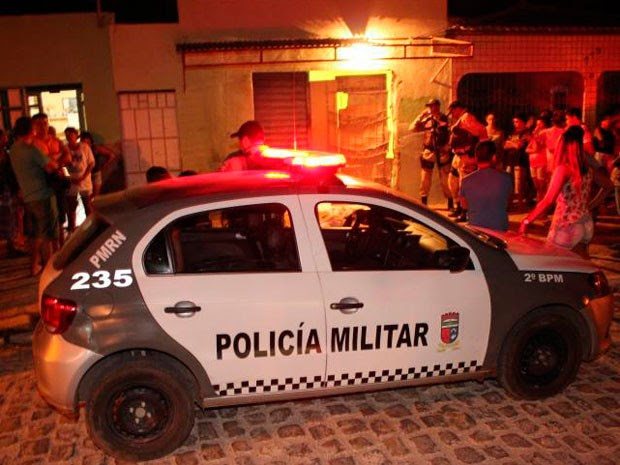 Crime aconteceu no bairro Santo Antônio, em Mossoró (Foto: Marcelino Neto)