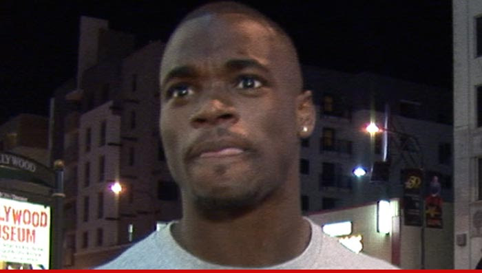0912-adrian-peterson-tmz-04