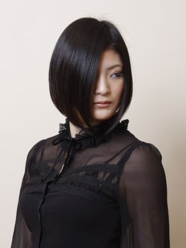 Sleek Japanese Bob Hairstyle - Hairstyles Weekly
