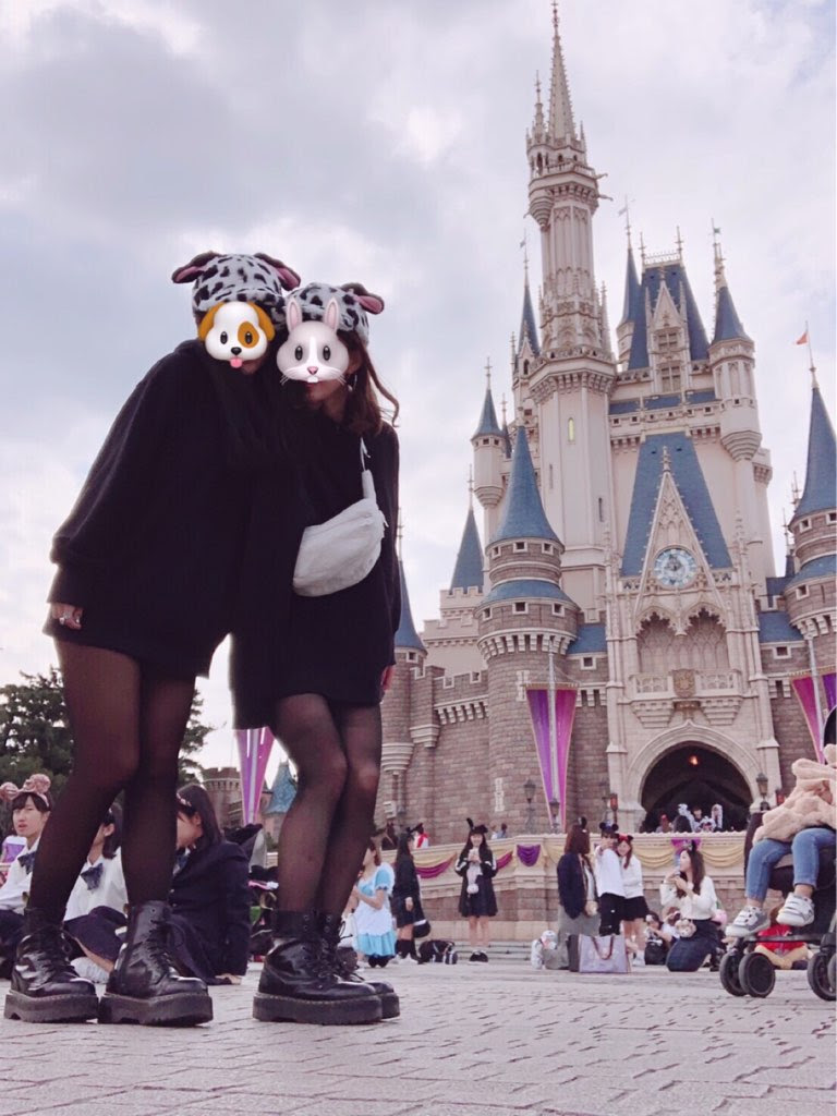 インスタ映えする写真が撮れる 東京ディズニーランドでオススメの撮影スポットを紹介します 前編 エクペリ Experi 体験 口コミ 評判 レビューサイト